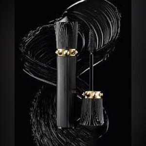 Christian Louboutin Les Yeux Noirs Lift Ultima
Mascara - Black 2ml